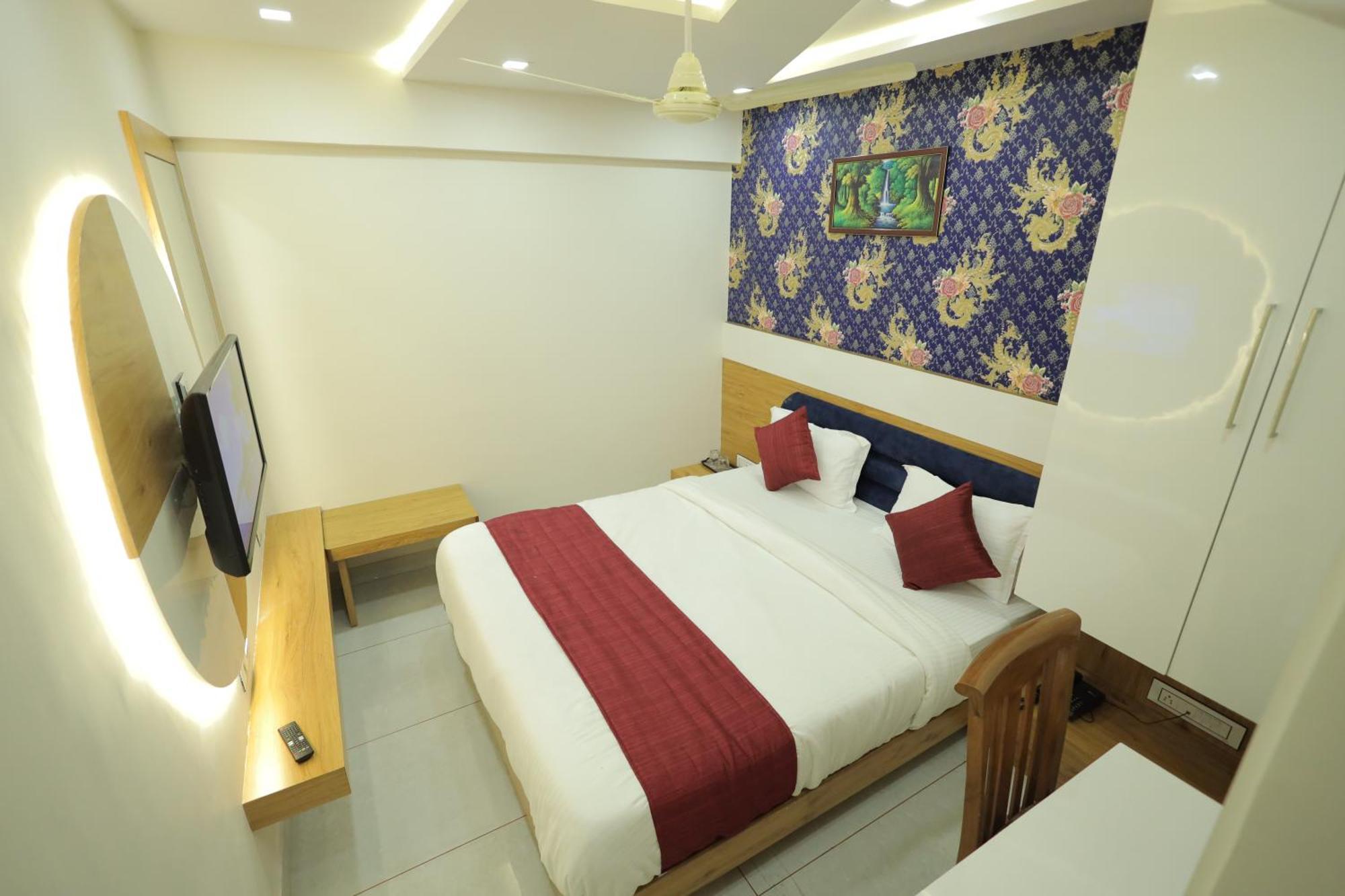 Hotel Rk Fortune Ahmedabad Esterno foto